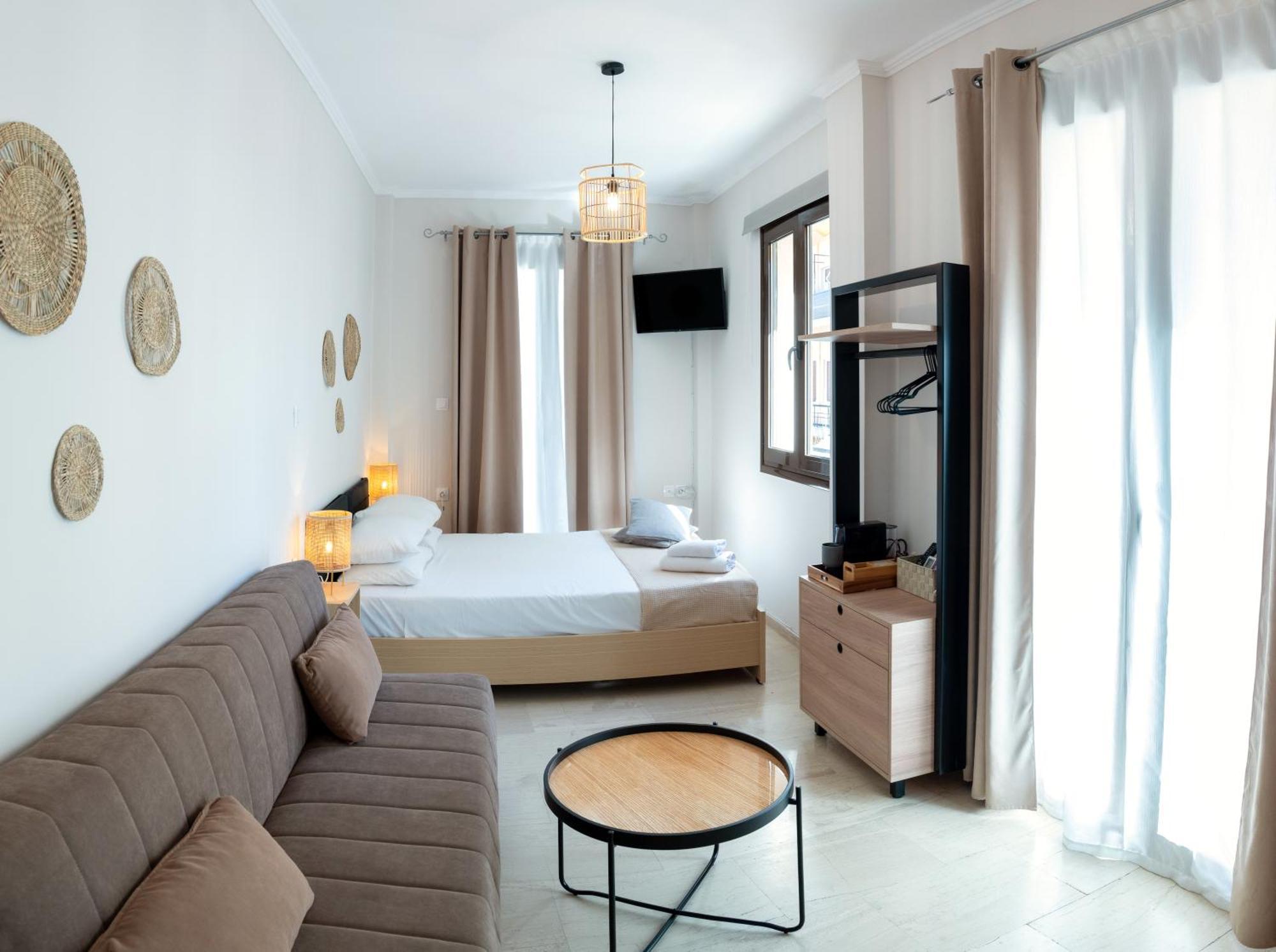 Mare I - Studio In Old Harbor Chrissi Akti Chania Exterior foto